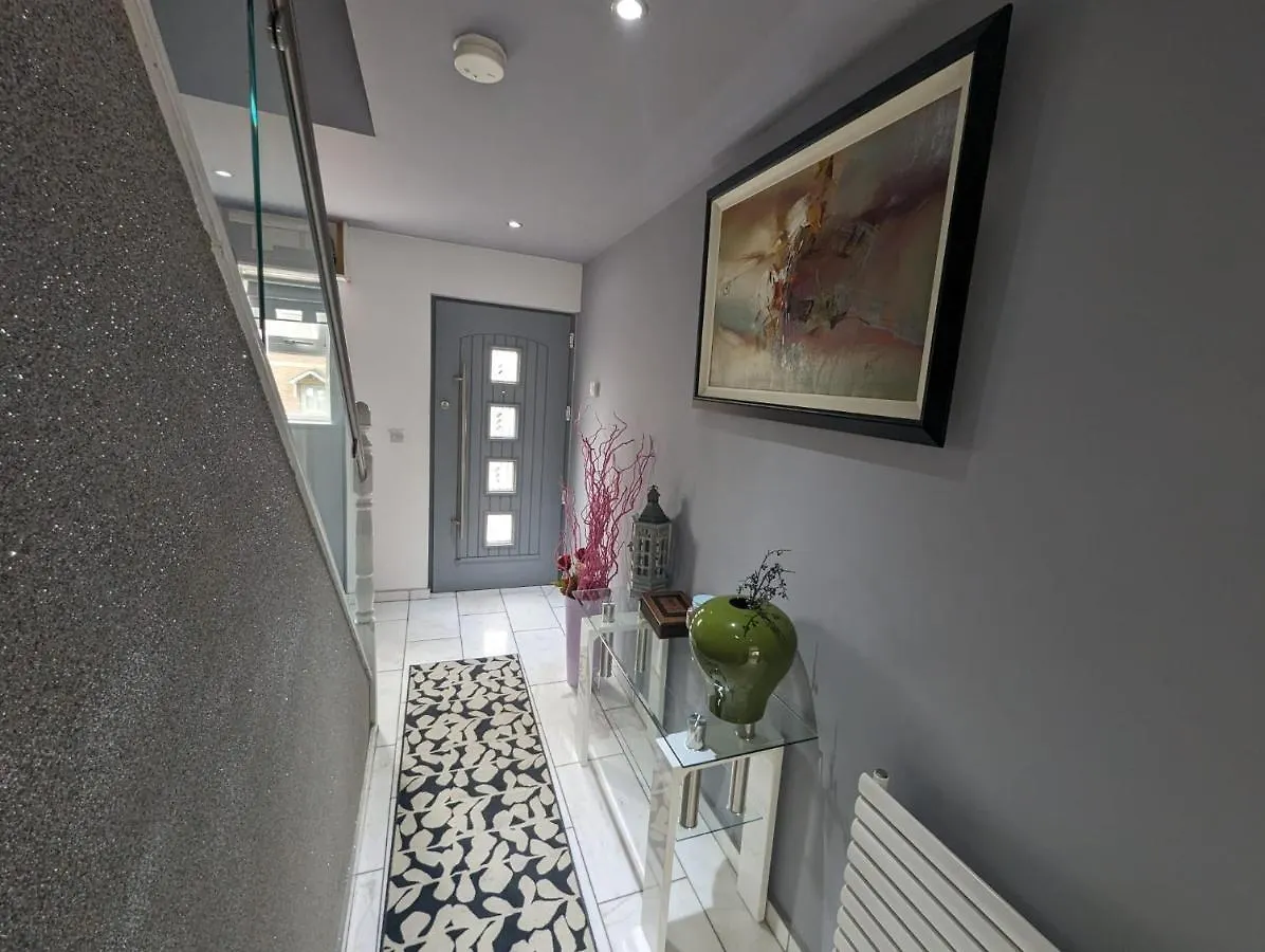House In Belfast Villa Holiday home